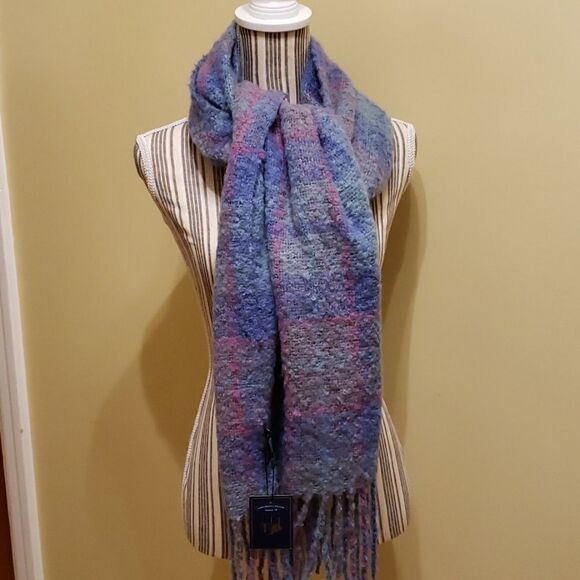 𝅺JAMES Pringle Weaver Scarf - Picture 1 of 5